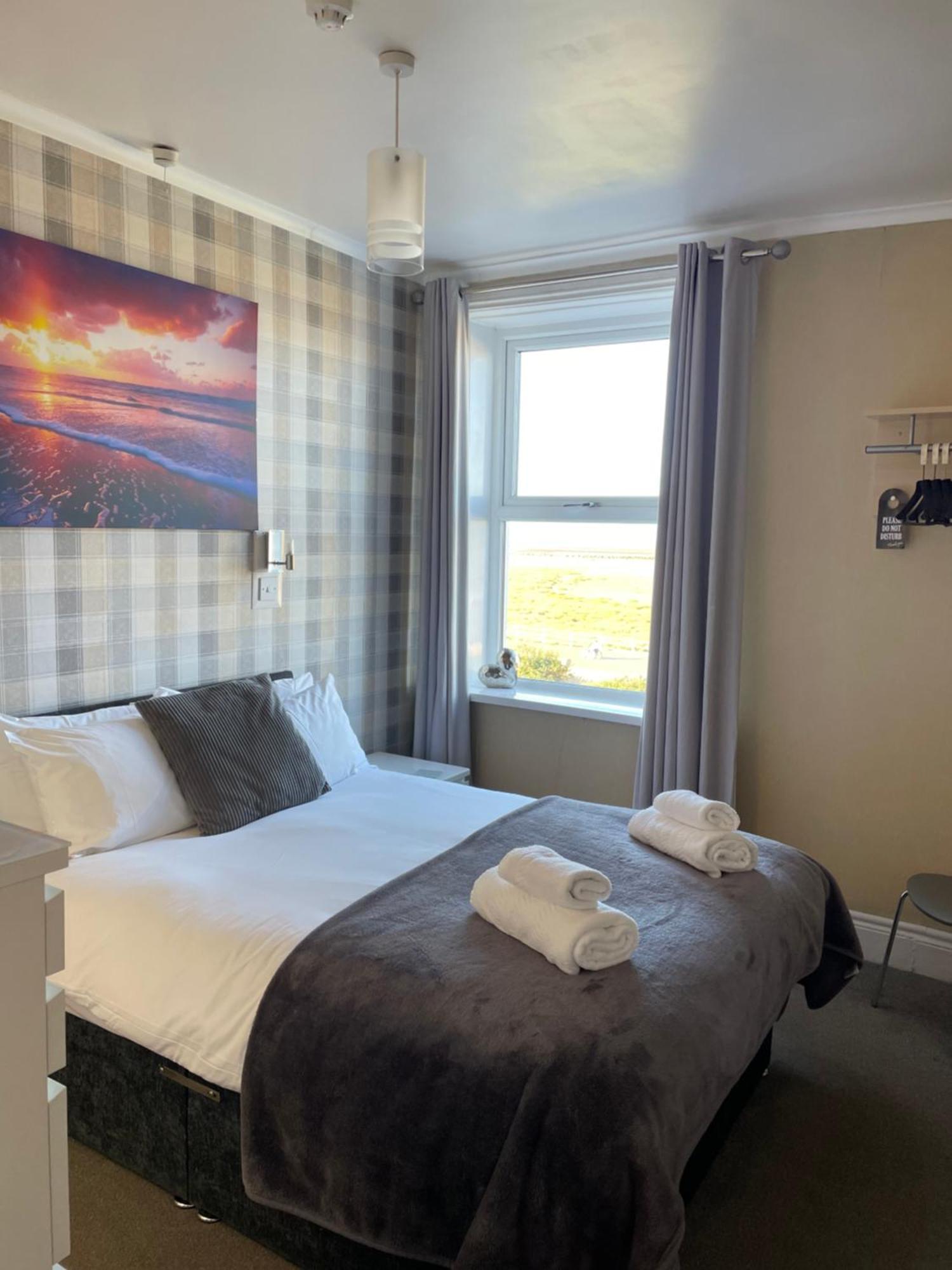 The Berkeley Morecambe Bagian luar foto