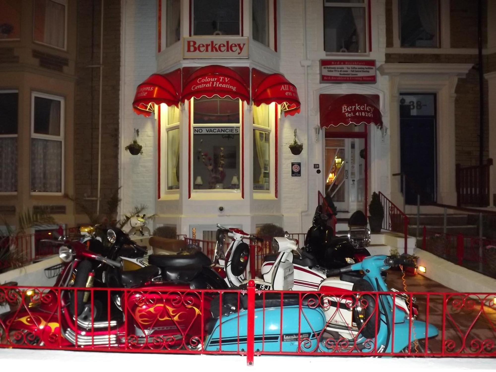 The Berkeley Morecambe Bagian luar foto